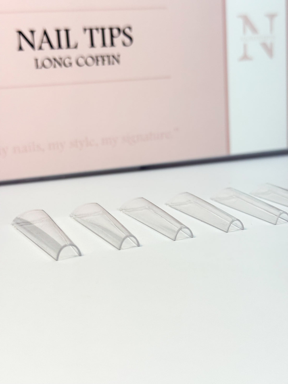 Negletips • Long coffin • Transparent